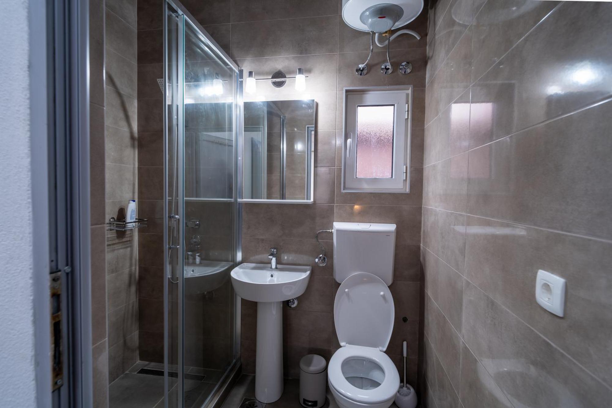 Dane Apartment Airport Podgorica 미트로비처 외부 사진